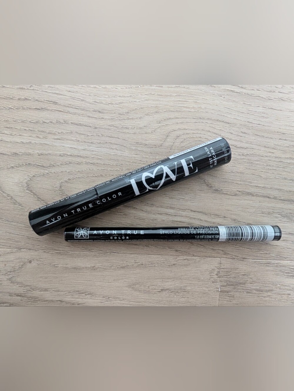 Avon Makeup Eye Collection - Picture 4 of 5
